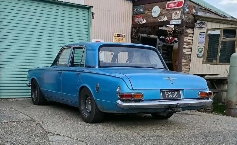 Matt mowat chrysler valiant stolen