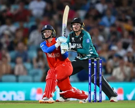 England's Danni Wyatt-Hodge batting against New Zealand