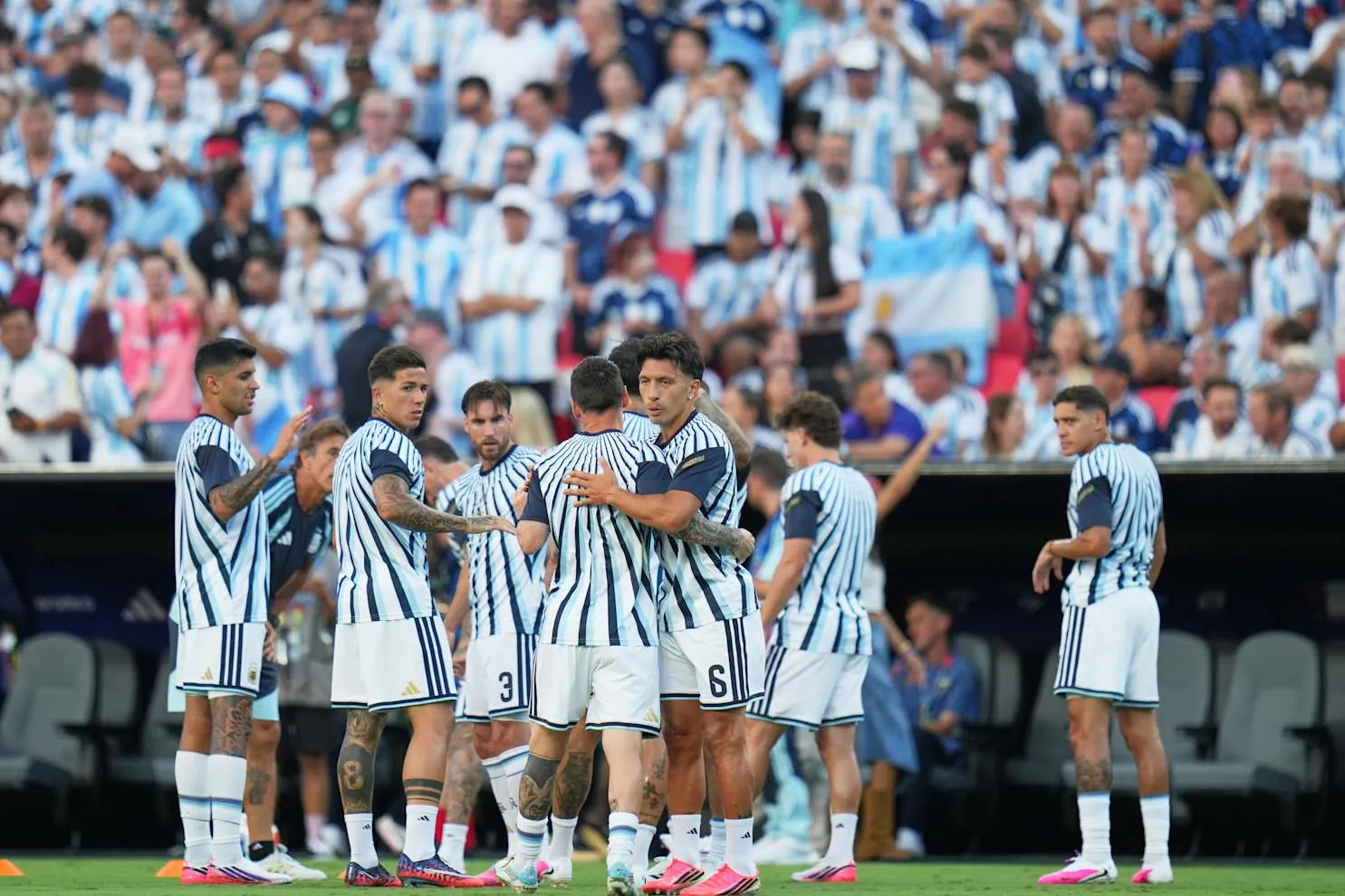 Argentina warm up at Arrowhead Stadium.